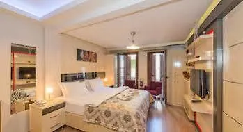Hotel Taxim Center