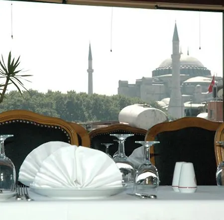Seres Old City 3*