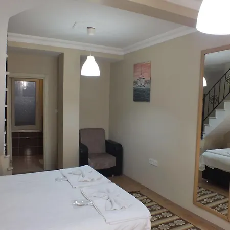 Pink Taksim Hotel *