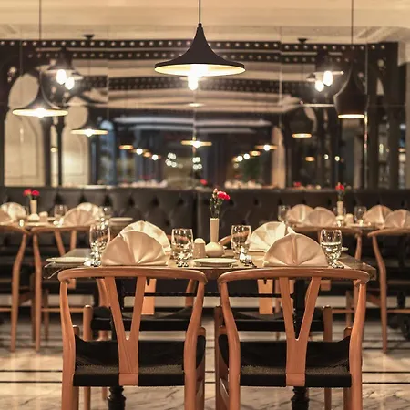 Hotel Metropolitan Taksim Istanboel