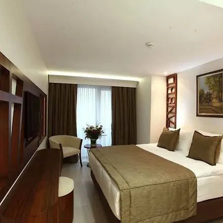Hotel Victory &