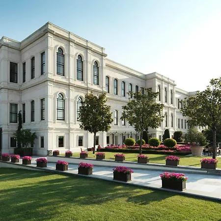 Four Seasons At The Bosphorus מלון