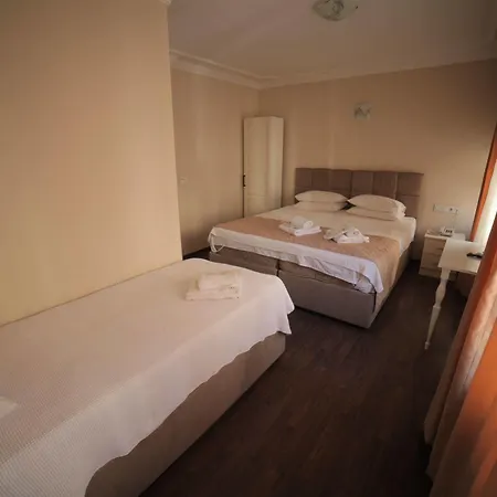Rose Bouquets Hotell 3*