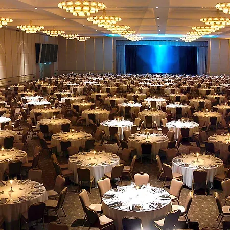 ワウ エアポート 4* イスタンブール