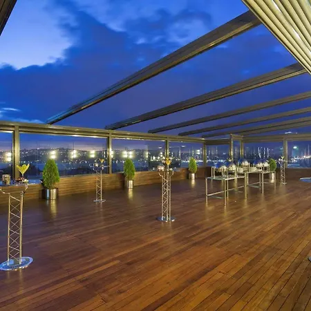 Hilton Parksa