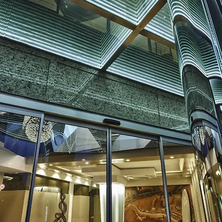 Hotel Cartoon 4*