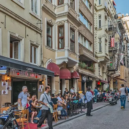Iq Mis Aparthotel Istanbul