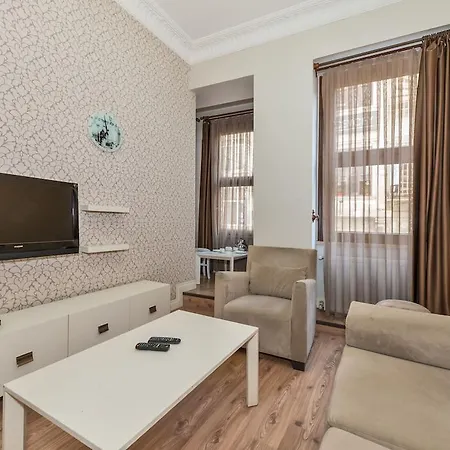 Aparthotel Iq Mis 3*