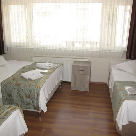 Hotel La Maison Bleue