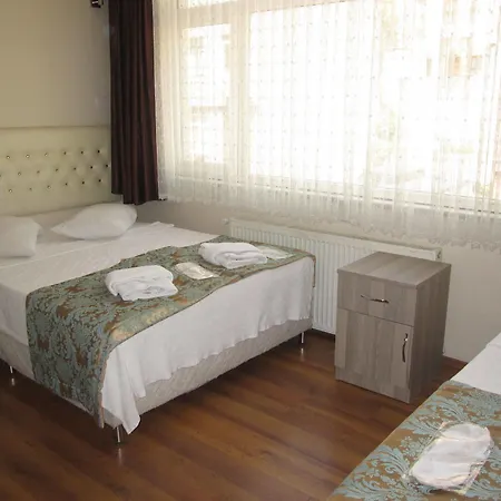 La Maison Bleue 3*
