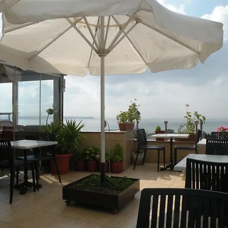 Hotel Agora Boutique & Bistro 3*