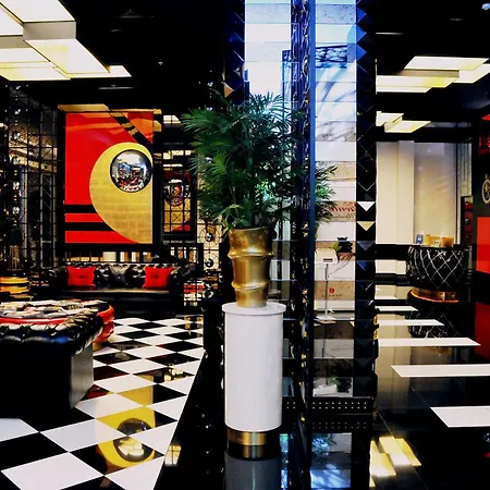 伊斯坦布尔希什利温德姆华美达套房酒店 4*