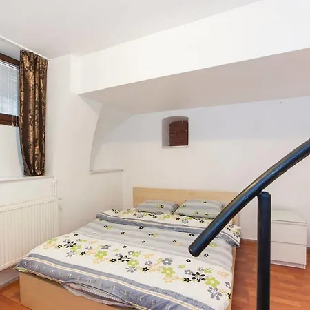 Apartment Sunflower Istanbul