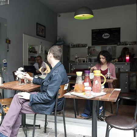 Cheers Midtown Provincia di Istanbul