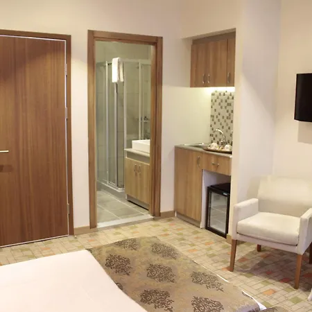 Serene Hotel 2*