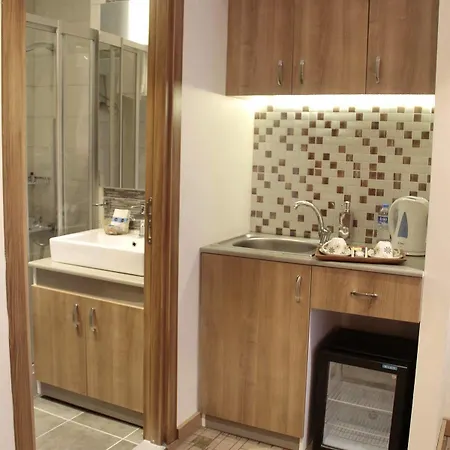 Hotel Serene 2*
