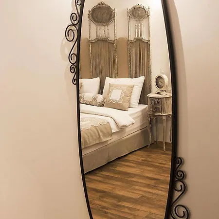 Oriella Hotel