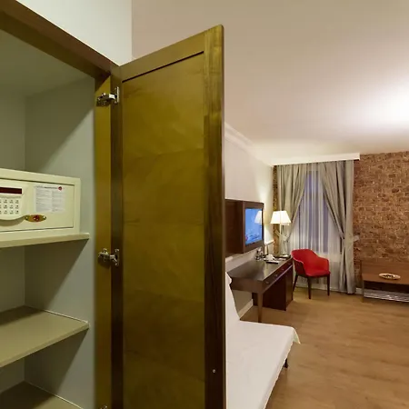 Hotel Konak Residence Suites *