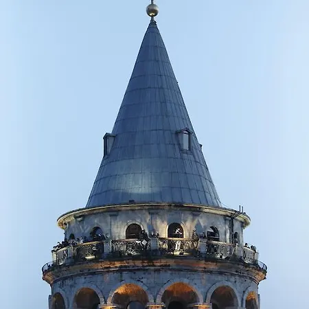 Duo Galata Otel *