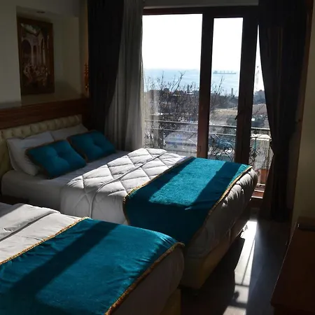 Blue Hotel 3*