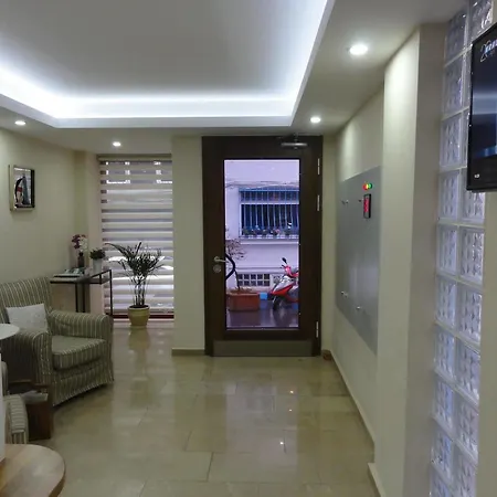 Lodos Apartment *