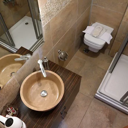 Mytra Hotel 3*