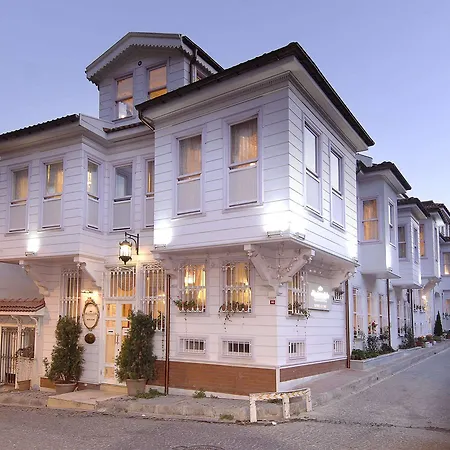 Hotel Darussaade Old - Sultanahmet 4*
