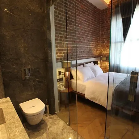 Hotel Miniature 3*