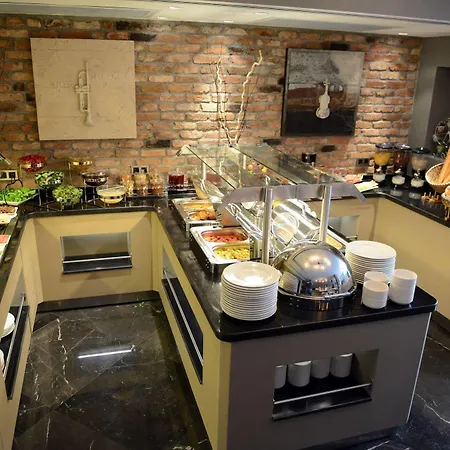 Berjer Boutique & 4*