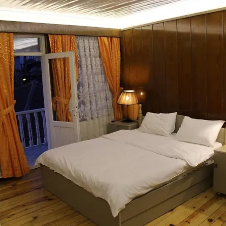Hotel Mansion By Cheers
