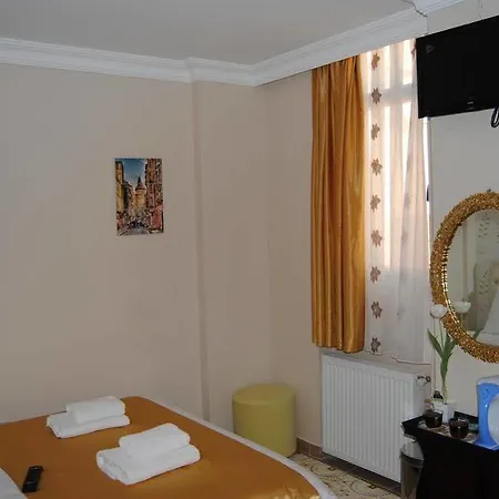 Hotel Lotus 3*