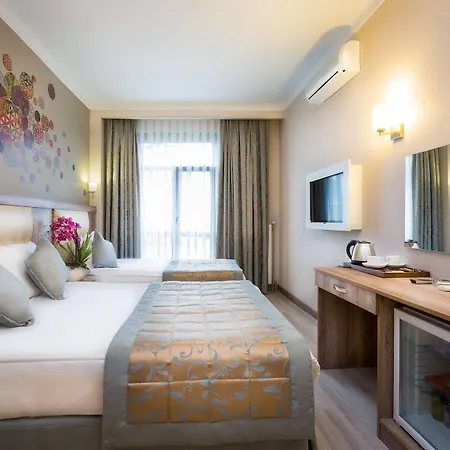 Hotel Fatih Corner 3*