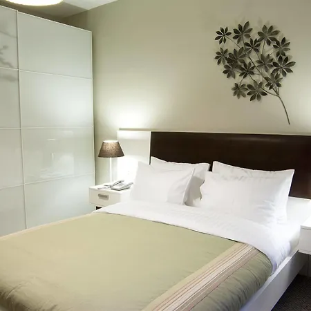 116 Aparthotel 2*