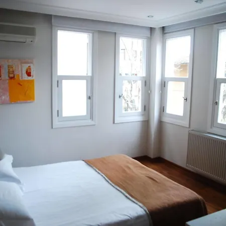 Hotel Nomade