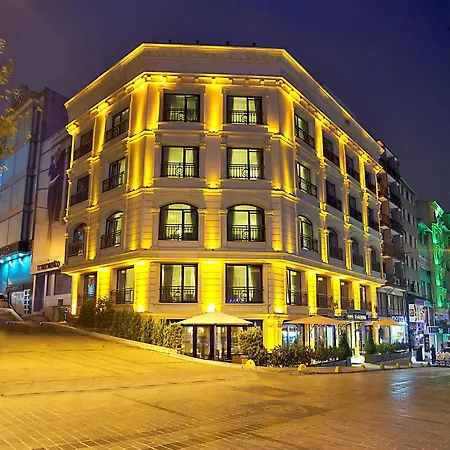 Momento - Special Category Istanbul