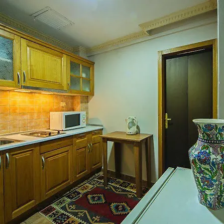 Hippodrome Hotel