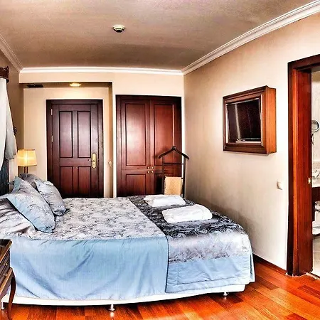 Daphne 4* Istanbul