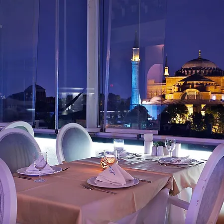 Hotel The