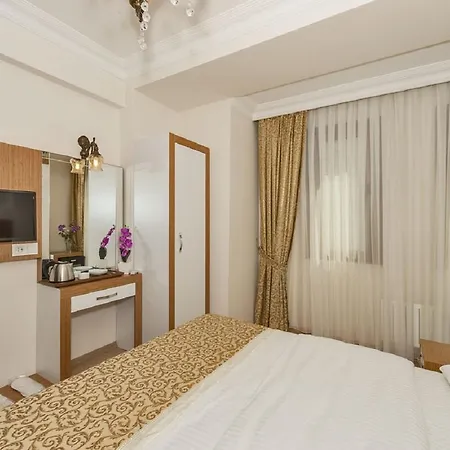 Raimond מלון 3*