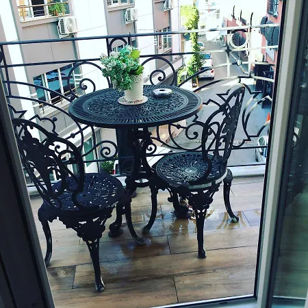 The White Swan Beyoglu Aparthotel *