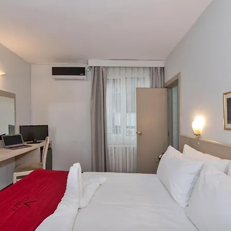 Hotel Febor Park Levent Istanbul