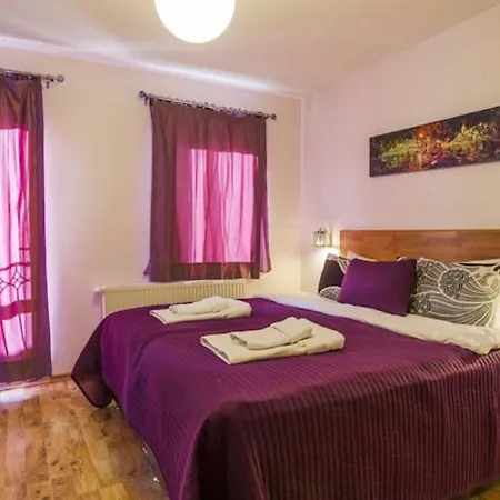 Piccolo Hotel apartamentowy 2*