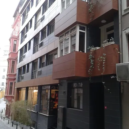 努鲁子​​牙套房酒店 伊斯坦布尔