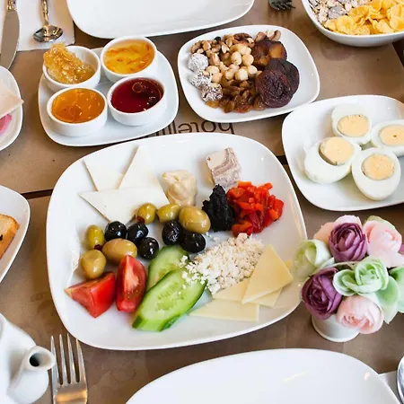 Ξενοδοχείο Hotellino 4*