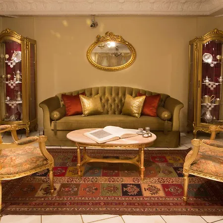 Valide Sultan Konagi Istanbul
