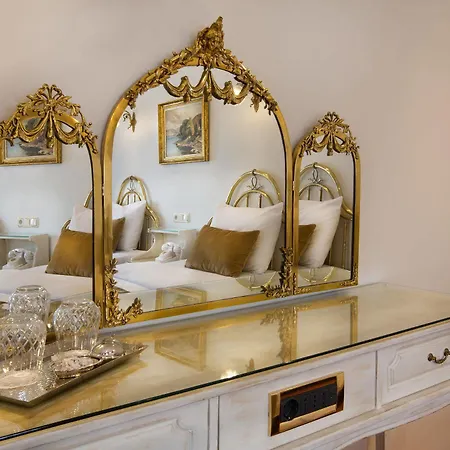 Valide Sultan Konagi 4* Istanbul