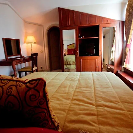 Hotel Bosphorus Palace 4*