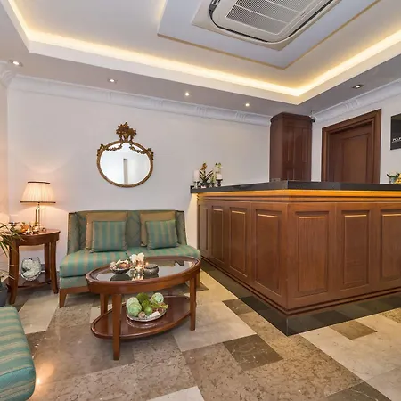 Hotel Four Doors 3*