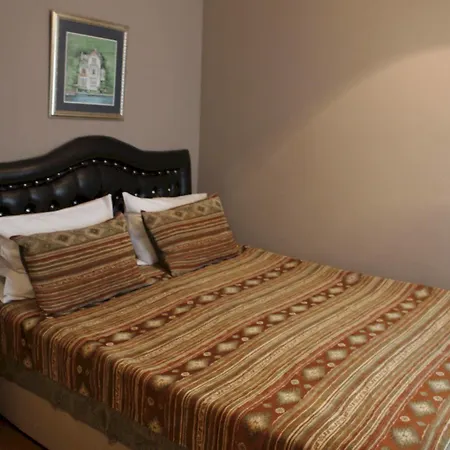Hostel Nobel *