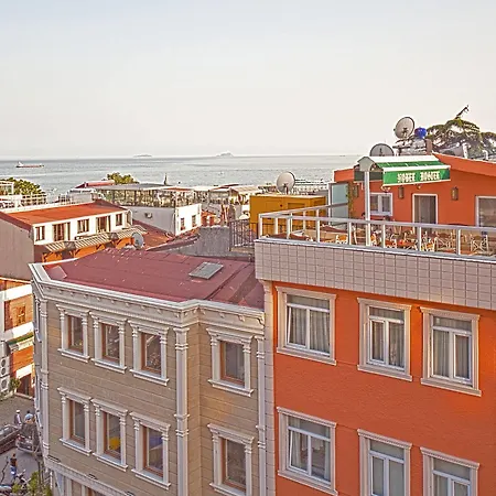 Nobel Hostel *